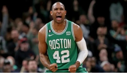 kaiyun-【人物】185场0冠纪录作古 38岁霍福德拨云见日